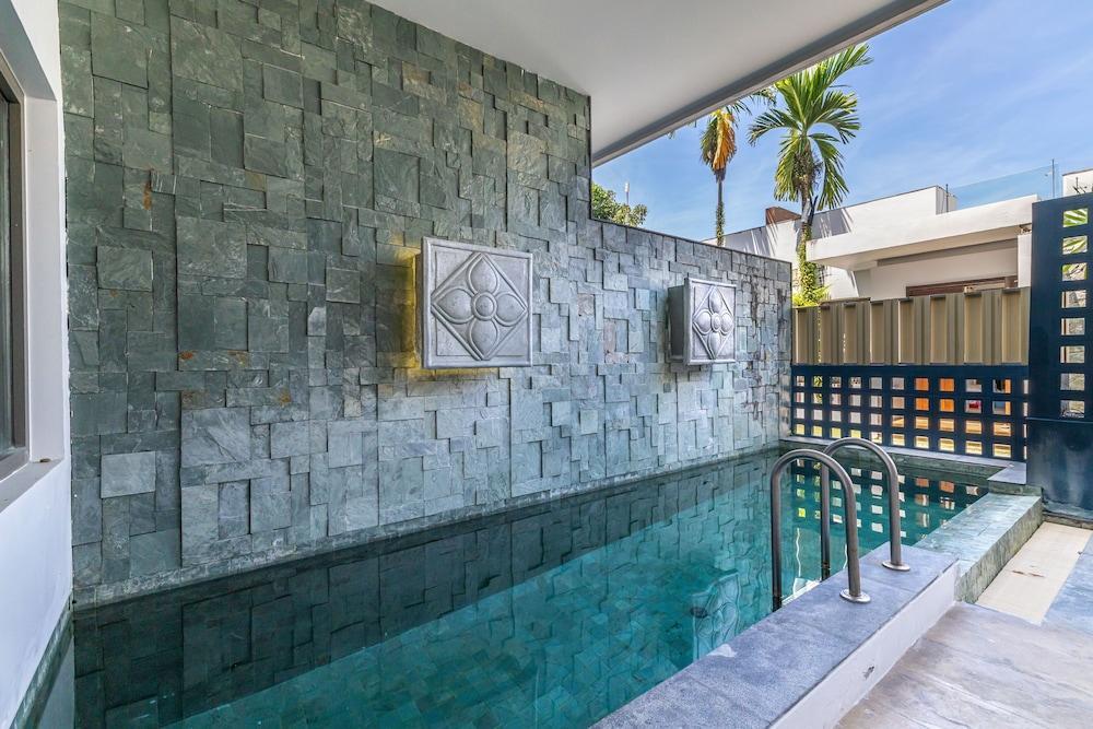 Phuket Moonlit Bay Seaview Resort&Spa Room Type - Luxury Villa