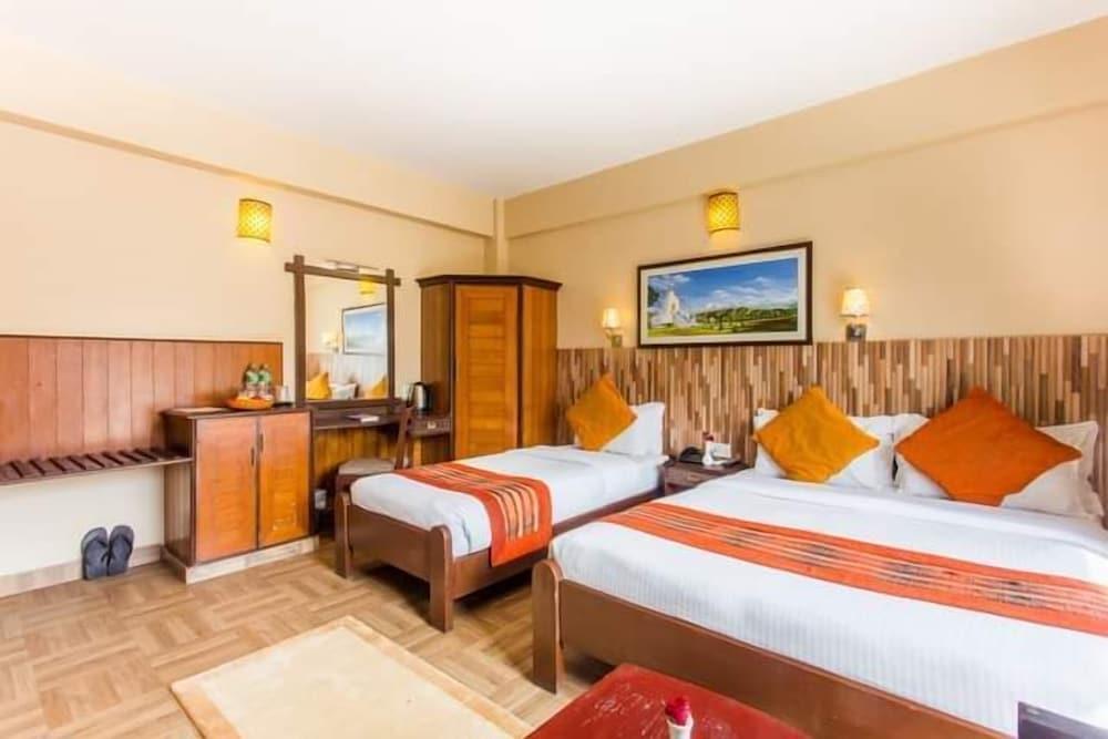 Pokhara Crown Plaza Room Type - Club Double Room