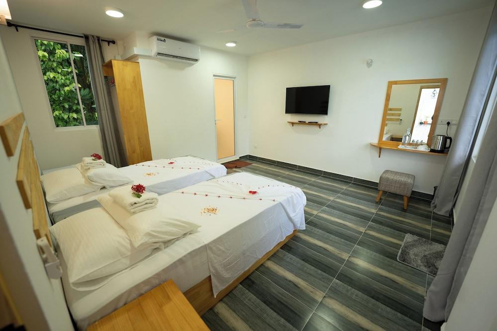 Ramzu Villa Room Type - Deluxe Twin Room