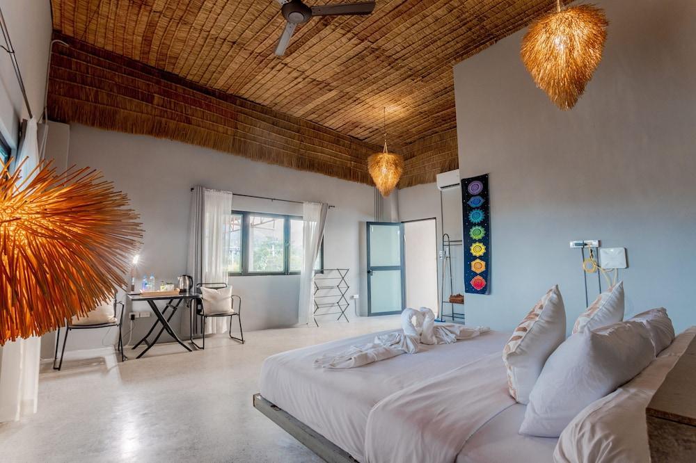 Rocka Villas Maenam Room Type - Superior Villa, Balcony