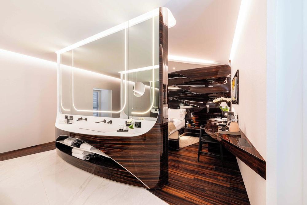 ROMEO Roma Room Type - Premier Suite