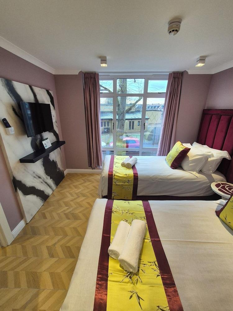 Rosemay Boutique Hotel Near Heathrow Airport Room Type - Standard Twin Room