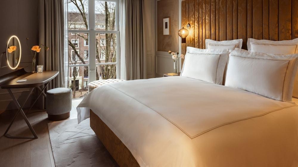 Rosewood Amsterdam Room Type - Executive Suite, Canal View