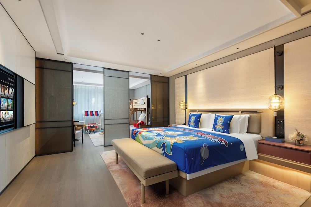 Shanghai Hongqiao Heyitang Hotel Room Type - Family Room, Private Bathroom