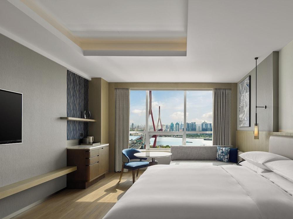 Shanghai Marriott Hotel Yangpu Riverside - Tap to explore photos
