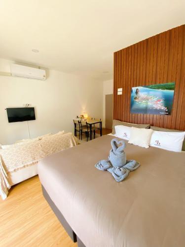 SJ Beach House Patong Room Type - Deluxe Family Room SJ Beach House Patong Room Type - Deluxe Family Room