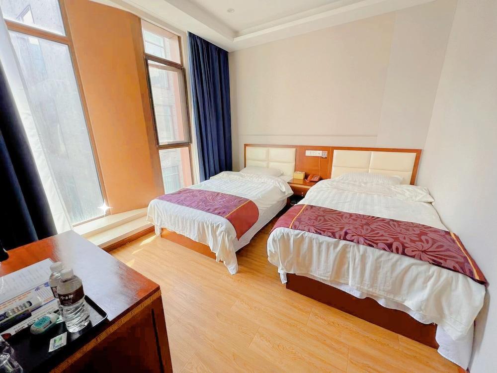 SHANGHAI TAIZHUO HOTEL Room Type - Comfort Twin Room, Courtyard View