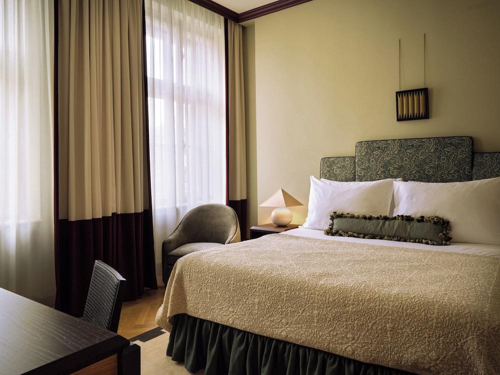 Sir Prague, part of Sircle Collection Room Type - Deluxe Room