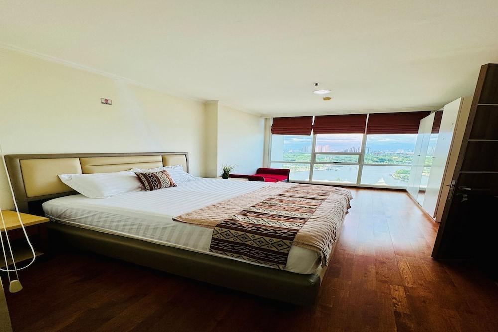 Staycation Jakarta - Ancol Mansion Apt Room Type - Superior Apartment, 1 Bedroom, Kitchen, City View