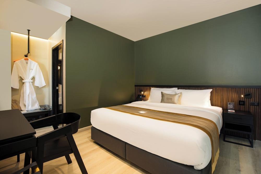 Syama Mansion Patong, an Aspira Collection Room Type - Premier Suite King Room