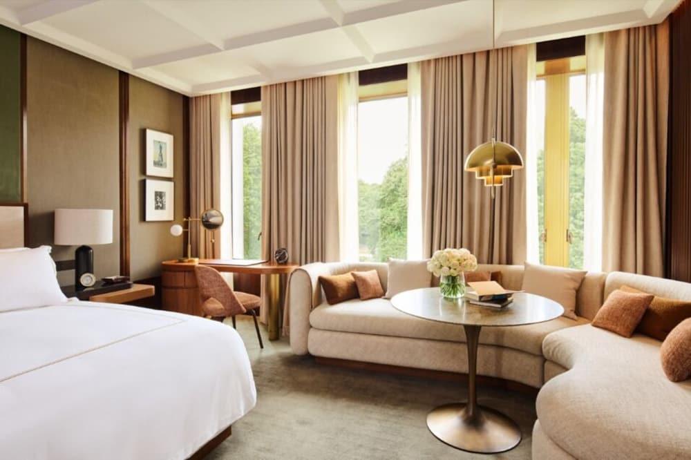 The Chancery Rosewood Room Type - Mayfair Junior Suite King