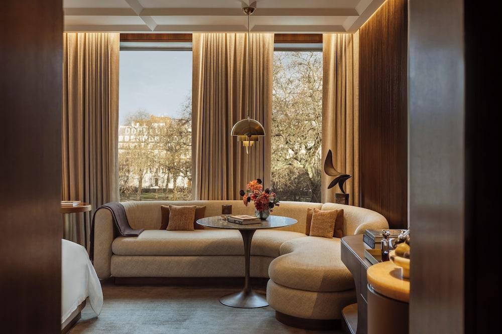 The Chancery Rosewood Room Type - Grosvenor Junior Suite Twin The Chancery Rosewood Room Type - Grosvenor Junior Suite Twin