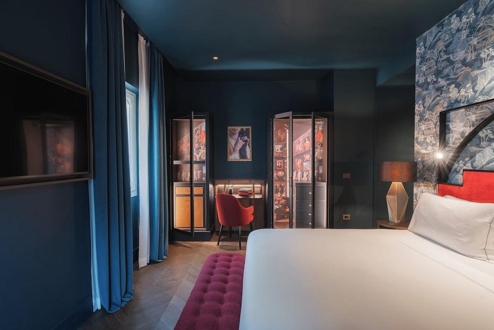The Goethe Hotel - Tap to explore photos