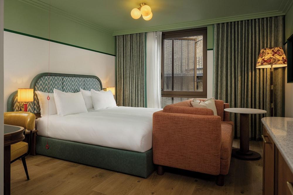 The July London Victoria Room Type - Family Apartment