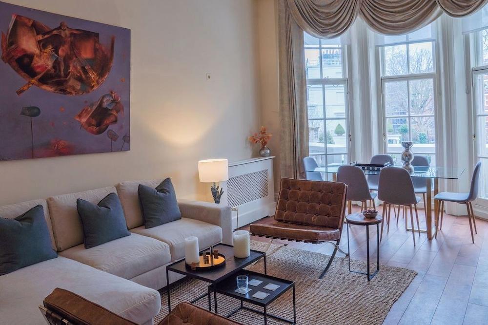 The Egerton - Serviced Apartments - Tap to explore photos