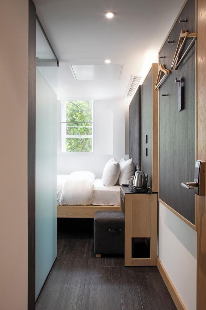 The Z Hotel Leicester Square Room Type - Club Double Room