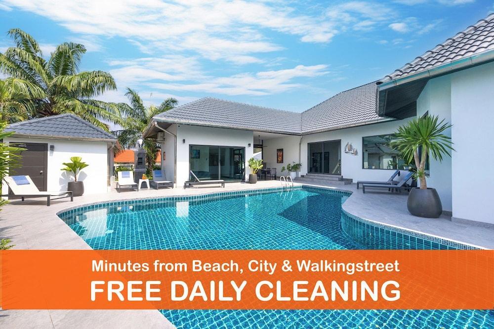 Villa Waree minutes to City and Beach