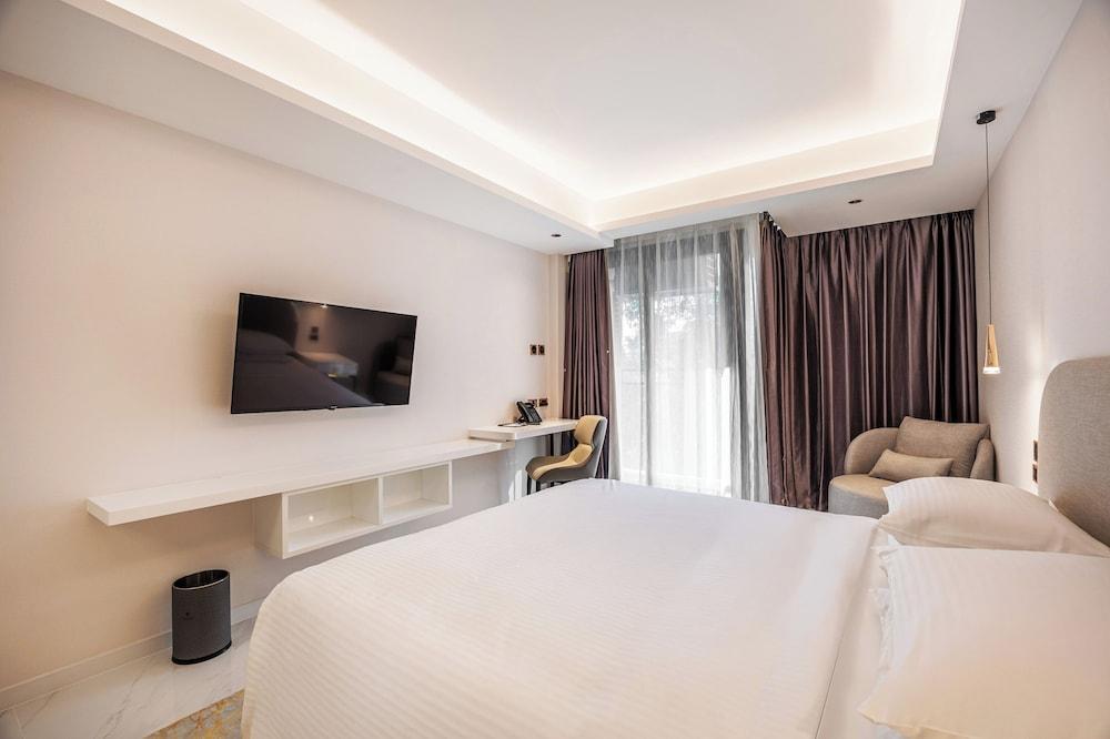 Wanda Jin Residence The Ease Sierra BKK - Tap to explore photos