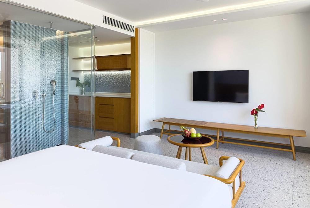 Wyndham Garden Phuket Kamala - Tap to explore photos