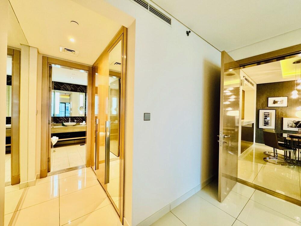 Venduras Luxe 1BR at Paramount - Tap to explore photos