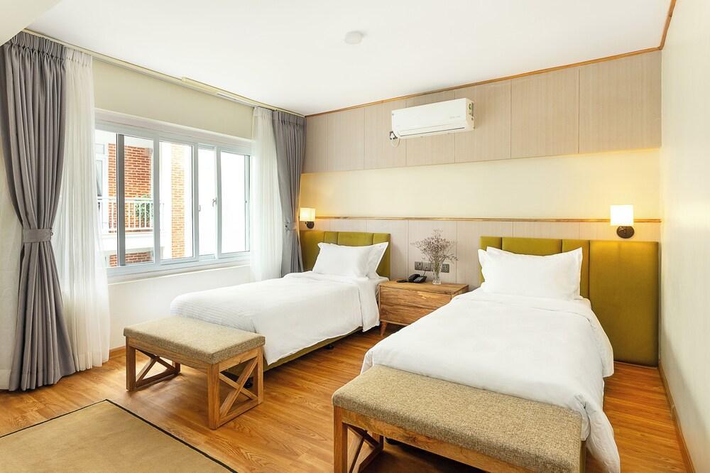 Nova Tara Hotel Kathmandu Room Type - Bedroom 1