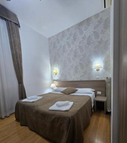 B&B Alex II Room Type - Double or Twin