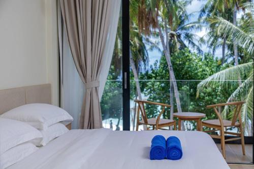 Kinan Boutique Maldives Room Type - Deluxe Seaview Double Room with Balcony