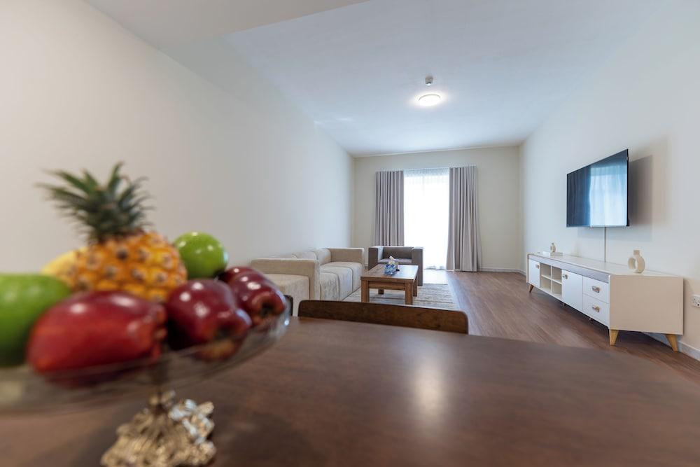 Havana Holiday Homes Al Garhoud Room Type - Two Bedroom Apartment