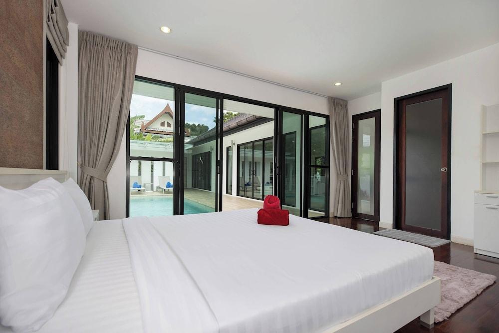 Designer 3BR Villa Silver Pool in Kamala Room Type - Design Villa, 3 Bedrooms, Pool View