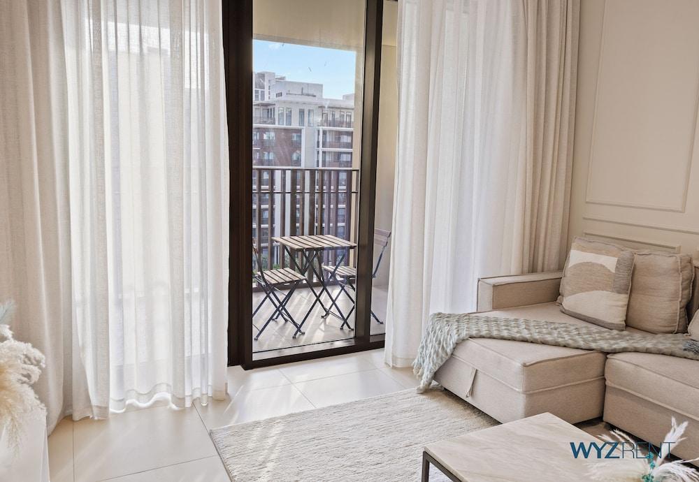 WYZ RENT|Tranquil Boho 1BR in Surf 2 Creek Beach - Tap to explore photos