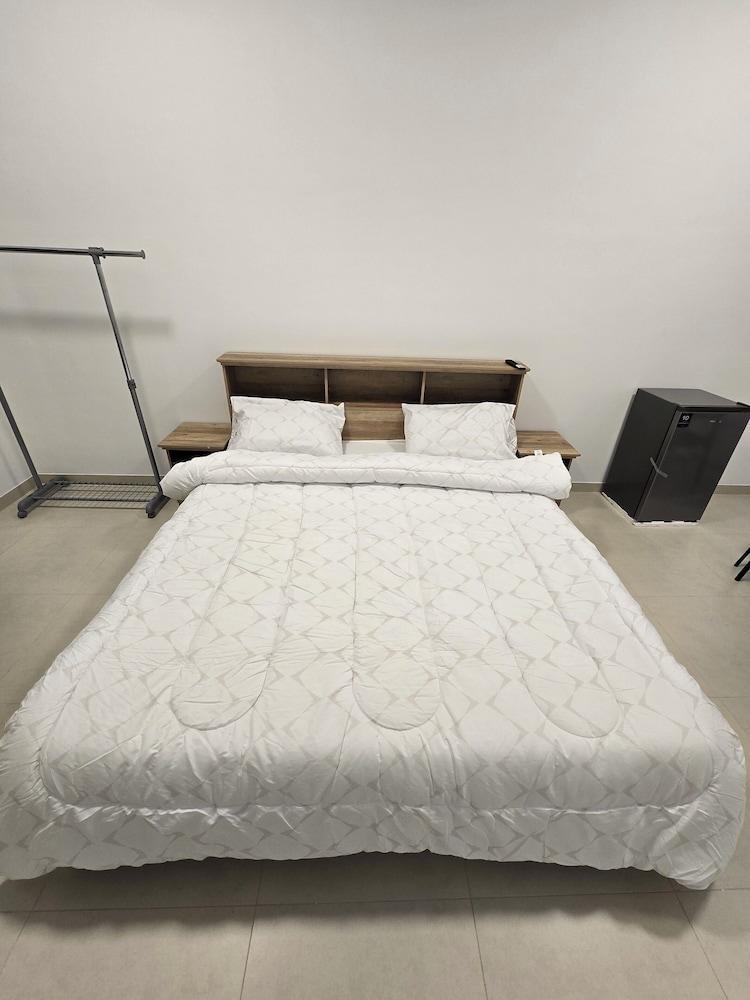 Oshare Modern Living Room Type - Junior Double Room, 1 Queen Bed, Non Smoking, City View Oshare Modern Living Room Type - Junior Double Room, 1 Queen Bed, Non Smoking, City View