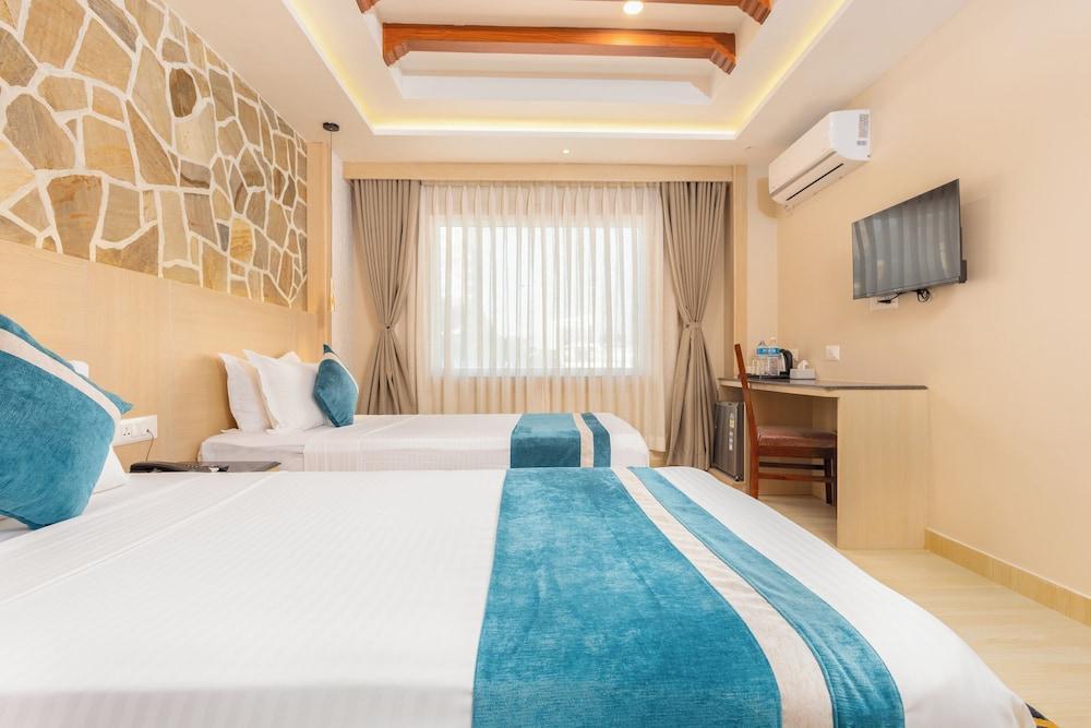 Tulsi Kathmandu Hotel Room Type - Deluxe Twin Room Tulsi Kathmandu Hotel Room Type - Deluxe Twin Room