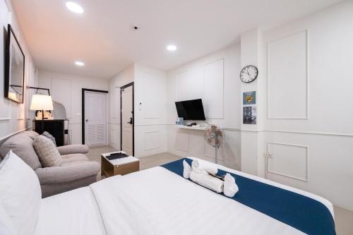 Arun Sa Wad - Chinatown Room Type - Deluxe Queen Room