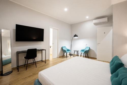 Ventuno Dei Luxury Suites - San Giovanni - Tap to explore photos