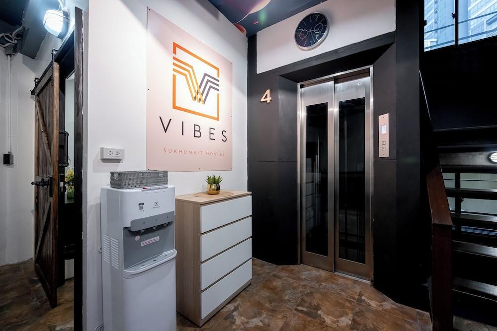 Vibes Hostel Bangkok - Tap to explore photos