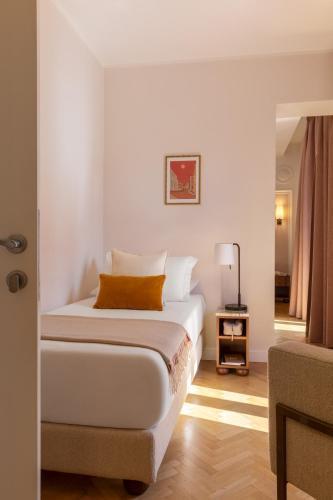 Hotel Fori Imperiali - Tap to explore photos