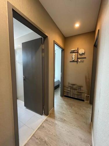 Sea View 2 Bed Room At Excellent Location - Tap to explore photos