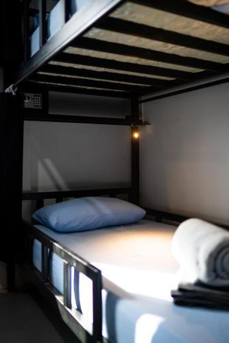 Bad Monkey Samui Hostel Room Type - Single Bed in Mixed Dormitory Room