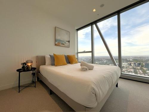 2 BR 1 Study 2 BATH, Southern Cross, Flagstaff, Lvl 65