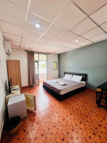 Patong Adventure Hostel