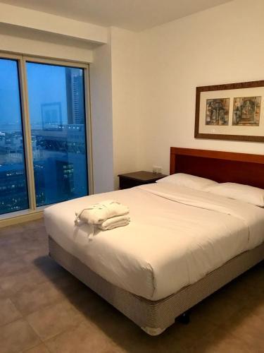 Private Rooms in CoLiving Apartments UP Tower DIFC - Tap to explore photos