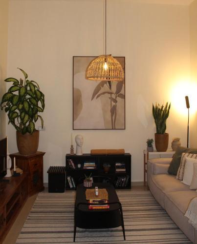 Boho Style Cozy 1 BHK Apartment - Tap to explore photos