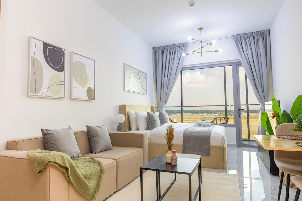 Bloomfields Cozy STU in Oasis