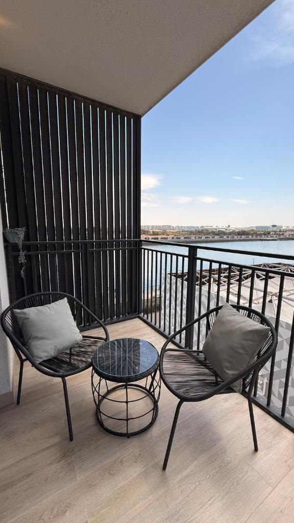 Upscale Studio in Yas Island - Tap to explore photos