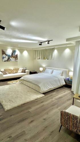Private Pool Stay in Abu Dhabi