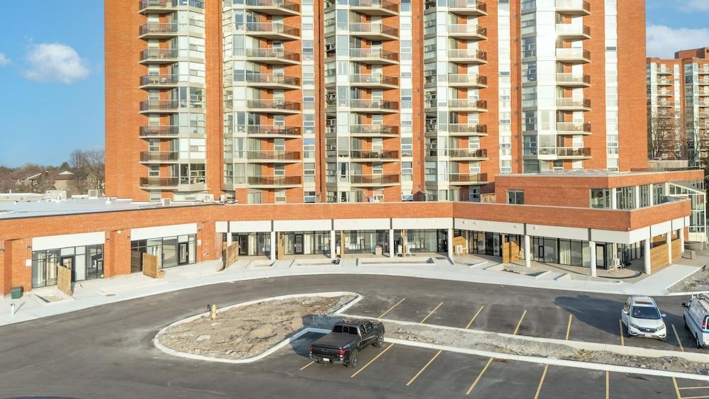 Meadowvale Apartment Hotel