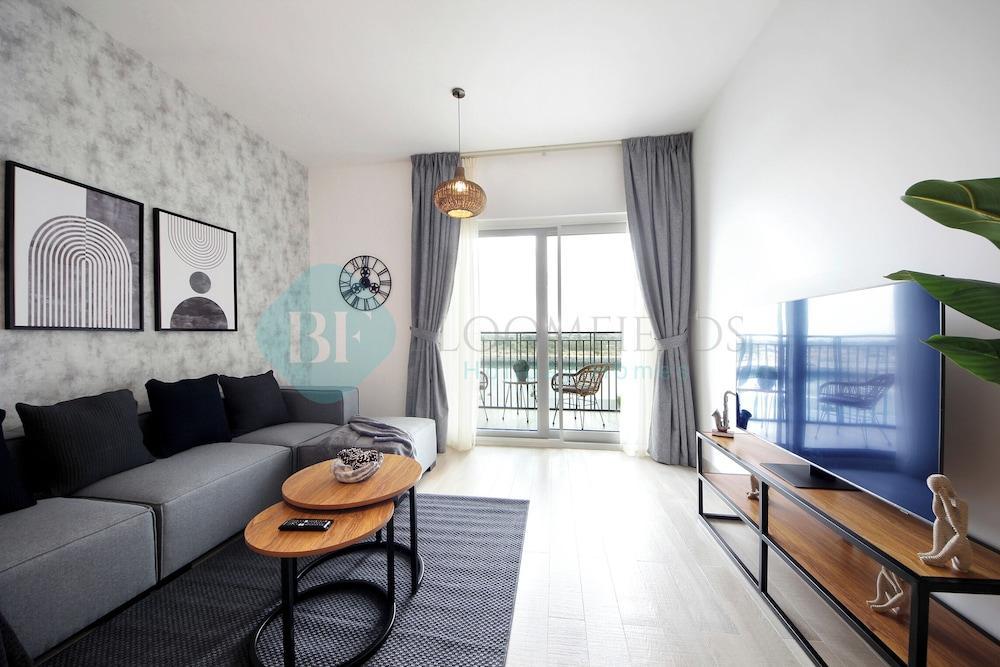 Bloomfields 1BR Canal View in Water Edge - Tap to explore photos