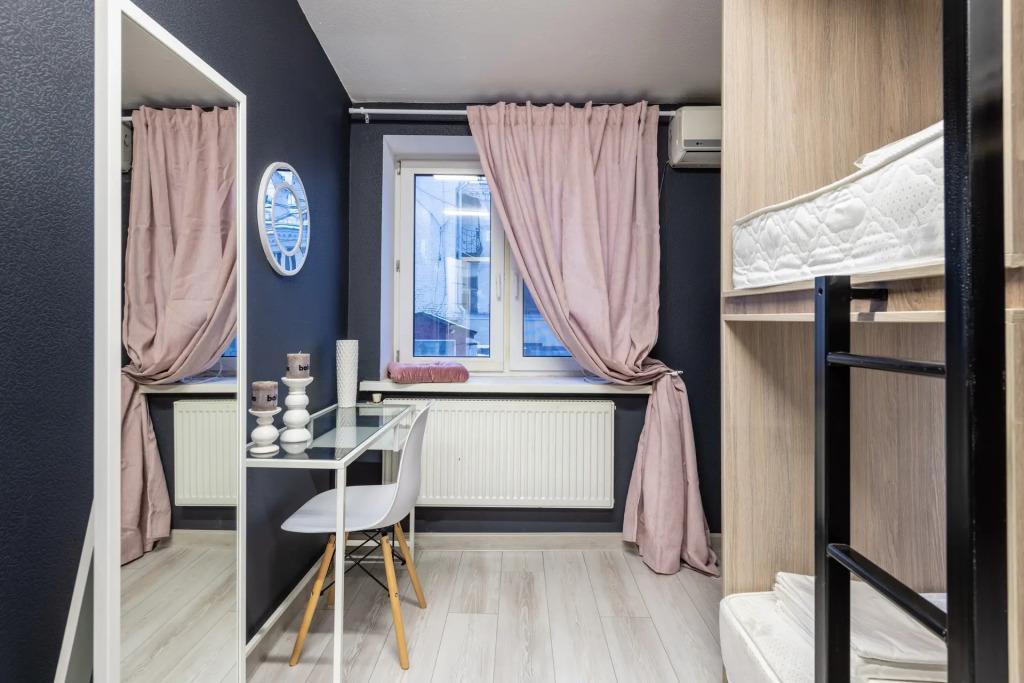 Rus-Teatralnaya Hostel