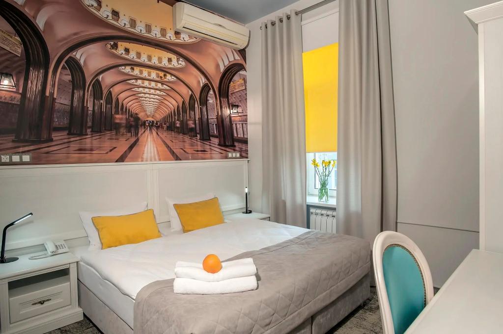 Naumov Apartment Hotel - Tap to explore photos