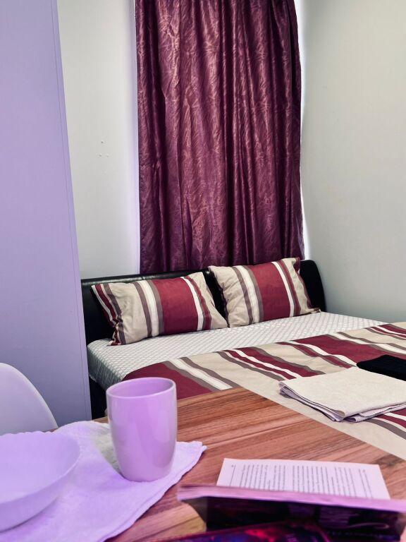 Weekend Hotel Lodging House